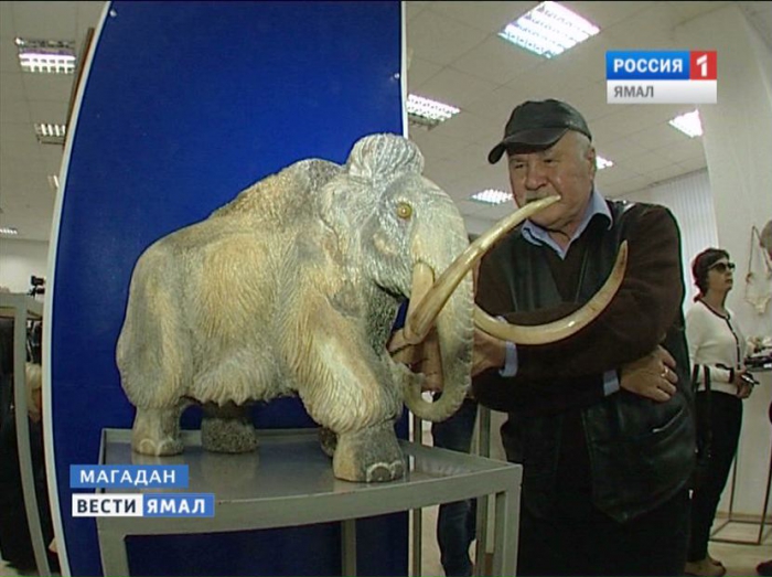На фестивале в Магадане российские мастера показали высший пилотаж косторезного искусства. Отличился и наш земляк