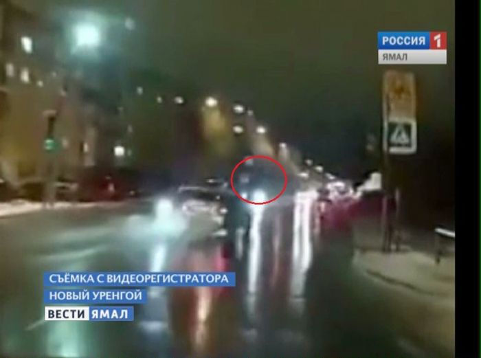 В Новом Уренгое разыскивают водителя, сбившего пешехода на переходе