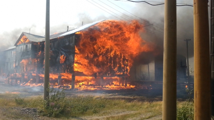 В пожаре на Ямале погибли люди