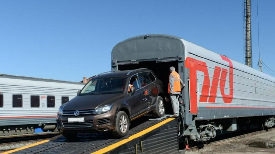 С июня северяне могут перевезти свои автомобили и мотоциклы на Ямал на поезде 