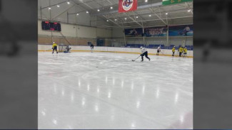 Ямальские хоккеисты отправились на сборы в Казань