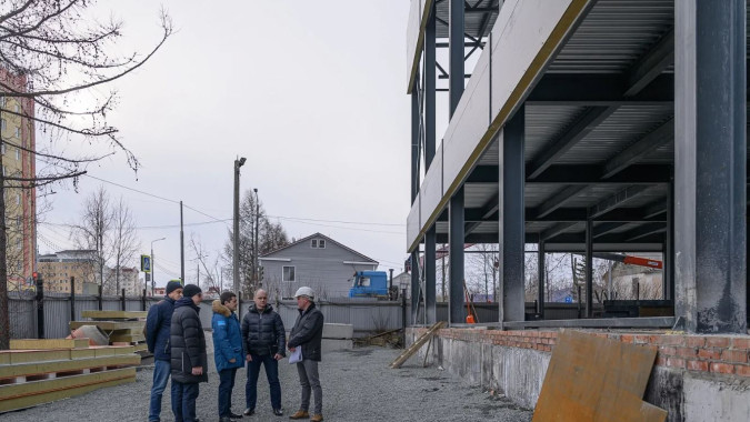 В Салехарде появится семейный центр с батутами и пиццерией