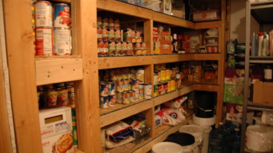 Специалисты назвали необходимые продукты и вещи на случай эпидемии коронавируса