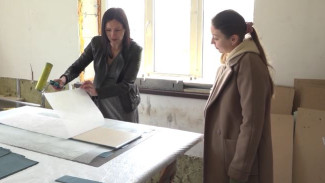 Жительница Карелии организовала цех по изготовлению гибкого кирпича