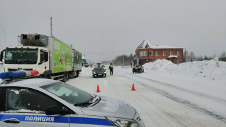 На Ямале из-за непогоды закрыли участок трассы Сургут - Салехард