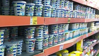 Народные контролеры нашли нарушения при продаже «молочки» в Губкинском