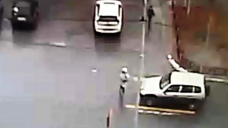 В Ноябрьске разыскивают водителя, сбившего на пешеходном переходе девочку