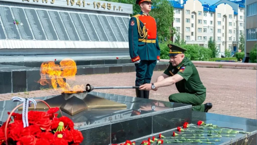 Вечный огонь в Салехарде временно перенесли в Парк Победы