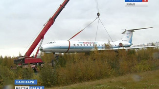 Ту-134 украсил Салехард. Летный музей Ямала пополнился новым экспонатом