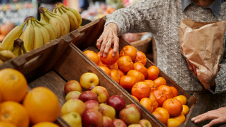 Опасные овощи и фрукты нашли в магазинах и на рынках Ямала