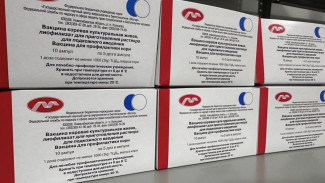 Ямальский СПИД-центр получил семь тысяч доз вакцины для профилактики кори