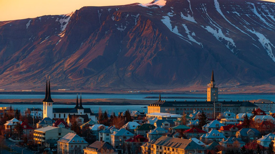 Исландия заявила о победе над коронавирусом 