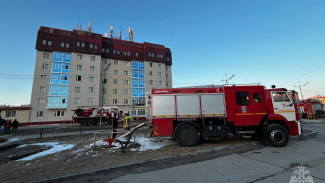 Пожар в гостинице: трое рабочих спасены из огня в Новом Уренгое