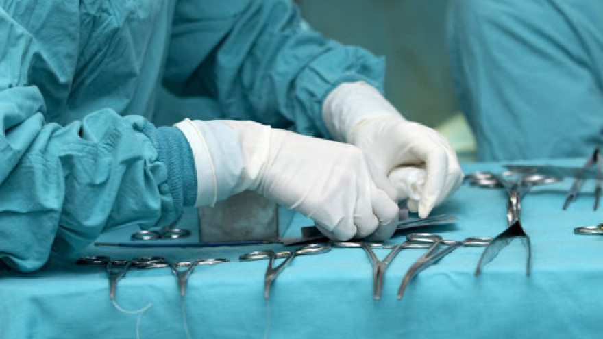 Больше 8 часов на операционном столе: ямальские медики спасли жизнь женщине