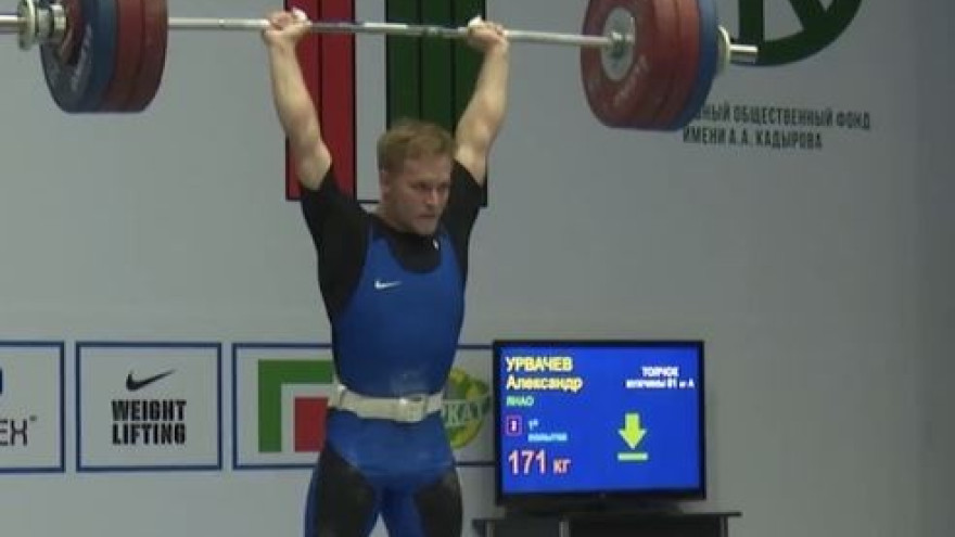 Ямальский спортсмен выиграл серебро на Чемпионате России по тяжелой атлетике