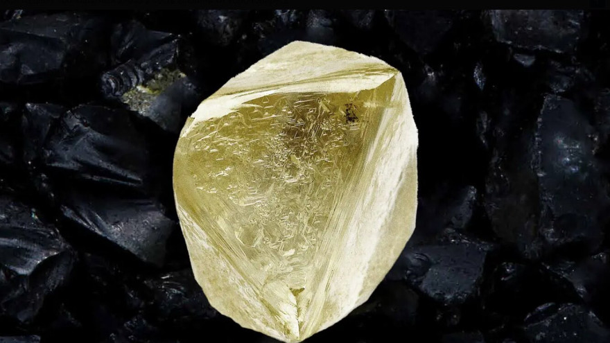 Якутский желтый алмаз назван в честь российской вакцины от коронавируса «Спутник V»