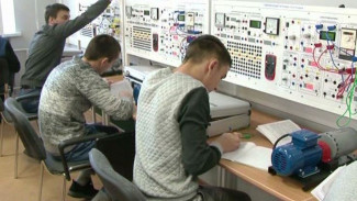 Новогодний подарок стоимостью 38 миллионов рублей. Чем порадовало государство студентов Тюменского транспортного колледжа