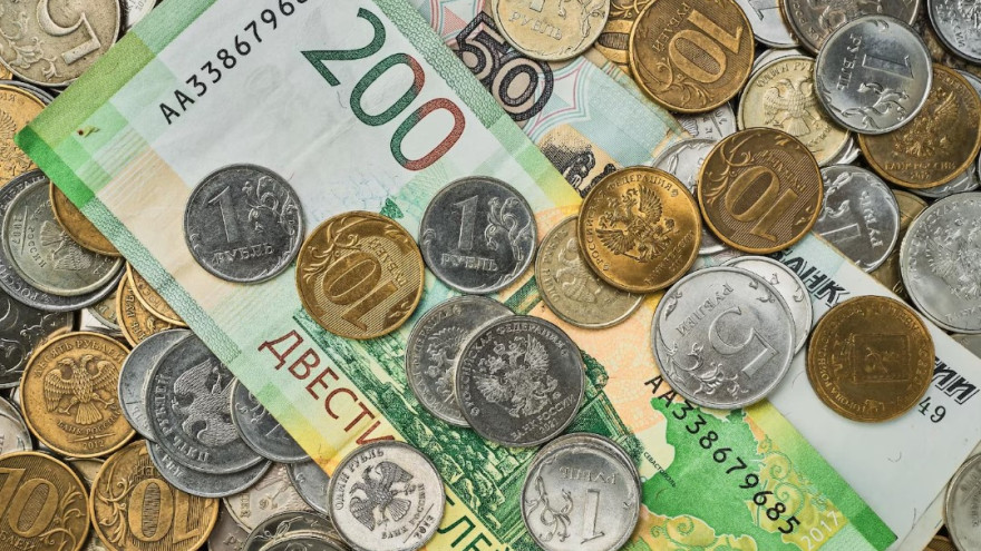 В Ноябрьске мошенники выманили у двух женщин более миллиона рублей