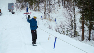 Канатную дорогу для сноубордистов построили в Надыме