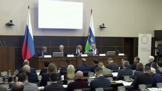 В Тюмени обсудили совместную работу общественных палат Тюменской области, Ямала и Югры