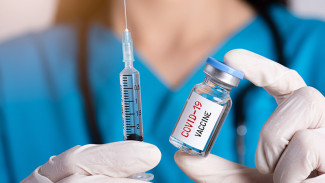 В Губкинском началась бесплатная вакцинация от коронавируса
