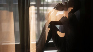 Почему мы остро реагируем на проблемы: как перестать зацикливаться и начать жить