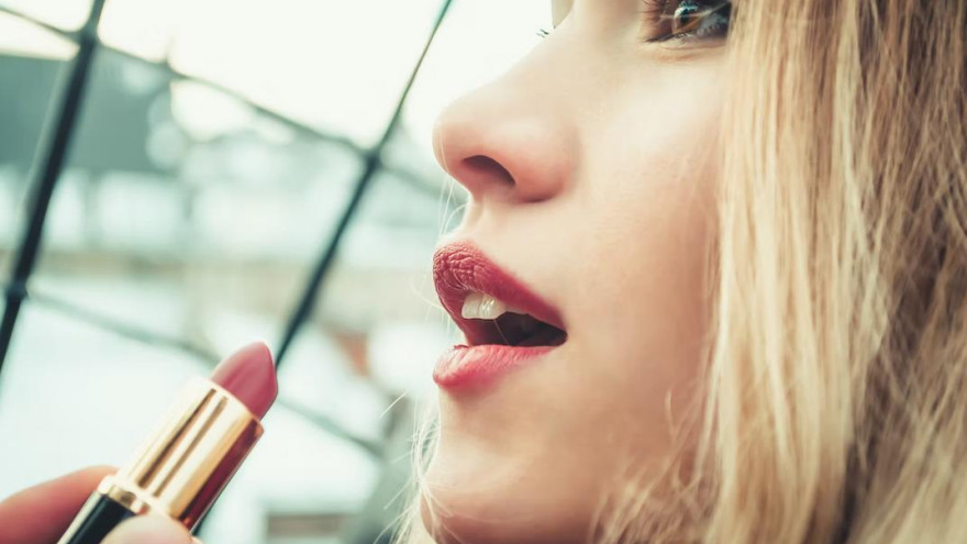 6 шагов к красоте и здоровой коже: что следует убрать из косметички