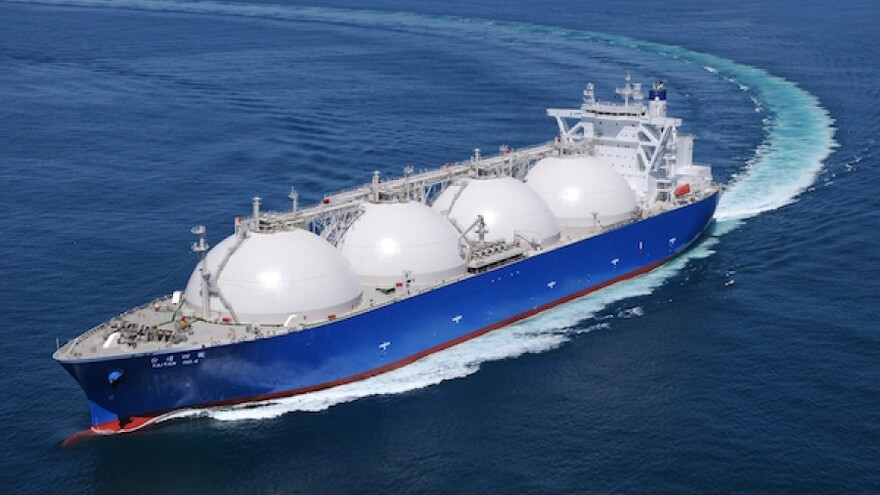 Проект «Арктик СПГ 2» должен получить еще 10 современных газовозов