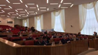 Парламентарии Ямала одобрили внесение изменений в Конституцию РФ