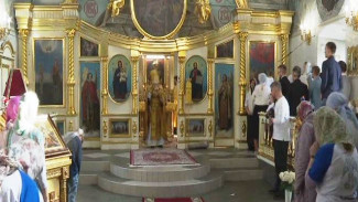 В Ильинском соборе прошла первая служба нового митрополита Архангельского: познакомиться пришли больше сотни северян