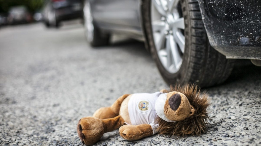 На Ямале под колеса машины на «зебре» попал ребенок