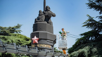 В Севастополе ямальские специалисты отреставрируют памятник подводникам-черноморцам
