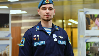 Ямальца-контрактника наградили медалью «За отвагу» за службу в зоне СВО 