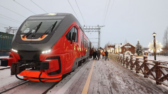 Из Екатеринбурга в Верхнюю Пышму запустили рельсовые автобусы