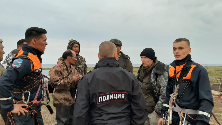 Спецслужбы продолжают поиск пропавших в Ямальском районе тундровиков