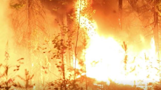 Якутия продолжает гореть: столицу республики окутал смог