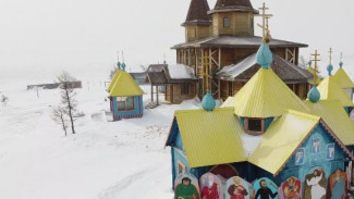 Туризм на «Земле надежды»: российские байкеры приехали на Крайний Север