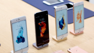 Глава «яблочной» корпорации пообещал снизить цены на смартфоны Apple