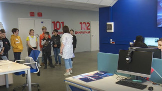 Экскурсия по телекухне: школьники Салехарда побывали в гостях  у ГТРК «Ямал»