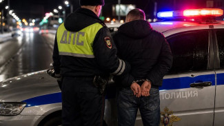 В Тарко-Сале водитель лишился автомобиля и заплатит 200 тысяч рублей штрафа