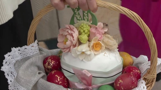 В Салехарде прошло праздничное богослужение в честь Воскресения Христова