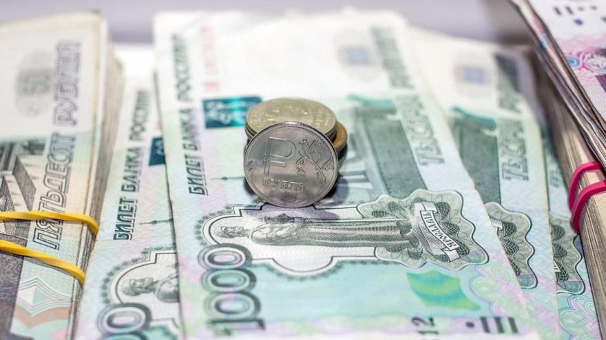 С 1 февраля в России вырастут соцвыплаты и материнский капитал