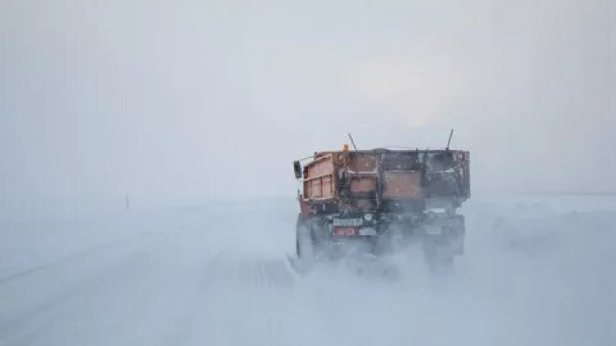 Зимник Салехард - Надым перешёл на особый режим работы 