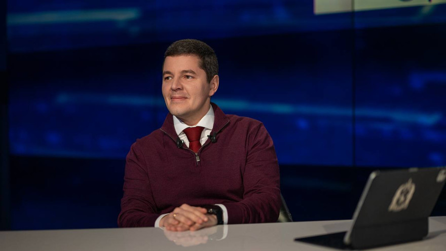 Дмитрий Усов задал вопрос Дмитрию Артюхову на прямой линии