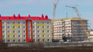Ямальцы покидают аварийный жилфонд: в Пангодах заселяют две новые пятиэтажки