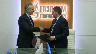 Инвестиционный форум в Сочи: Дмитрий Кобылкин рассказал о сути соглашения округа с «Газпром нефтью»
