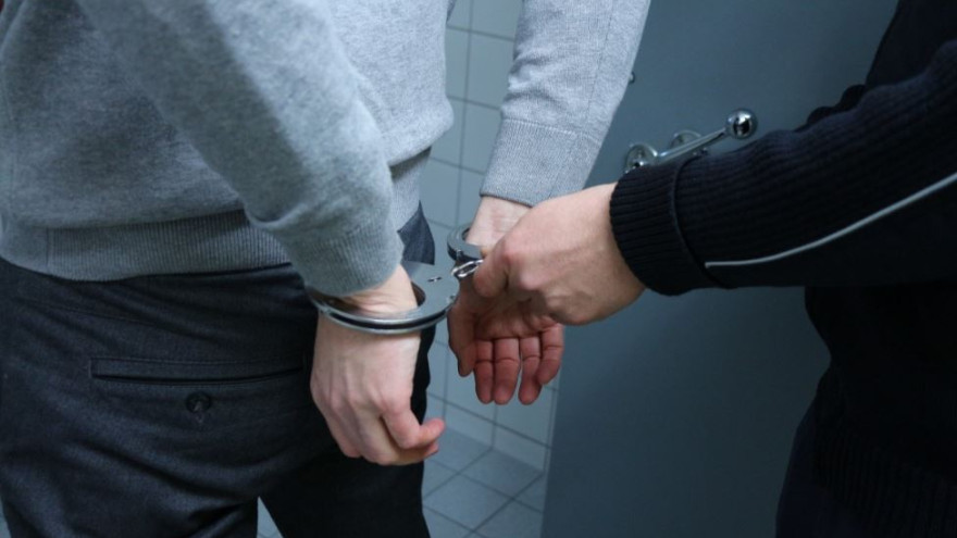 На Ямале полицейские арестовали приезжего наркоторговца 