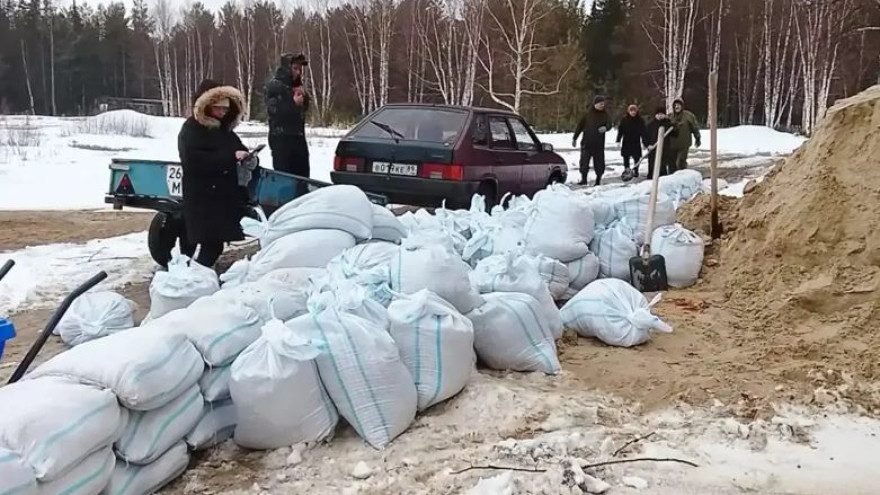 В Харампуре профильные службы усилили работу из-за повышения уровня воды