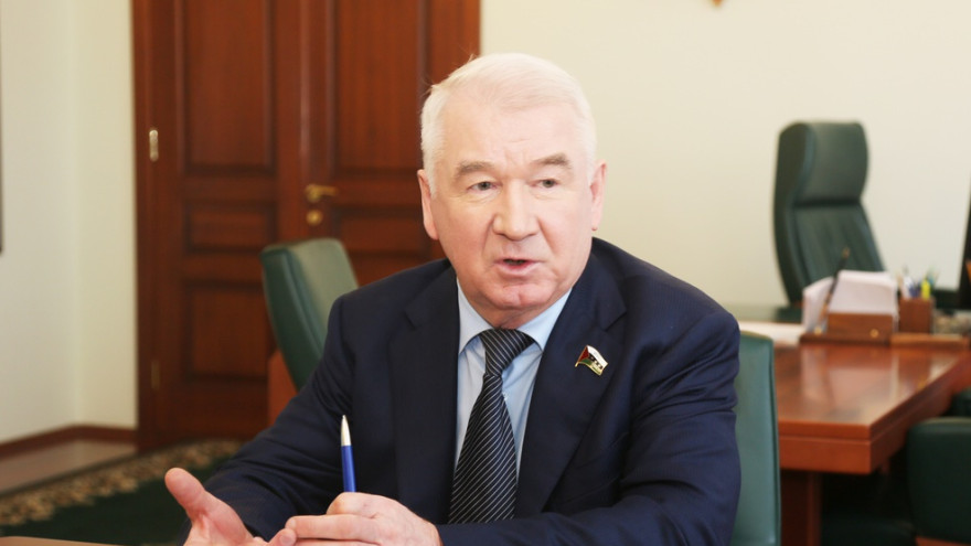 Поздравление председателя Тюменской областной Думы Сергея Корепанова: «Мы продолжаем славные традиции старших поколений»