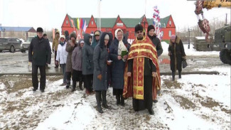 Первую сваю нового храма забили в посёлке Уренгой